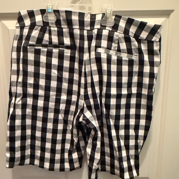 Checkered Black and White Women's Shorts - Picture 5 of 5